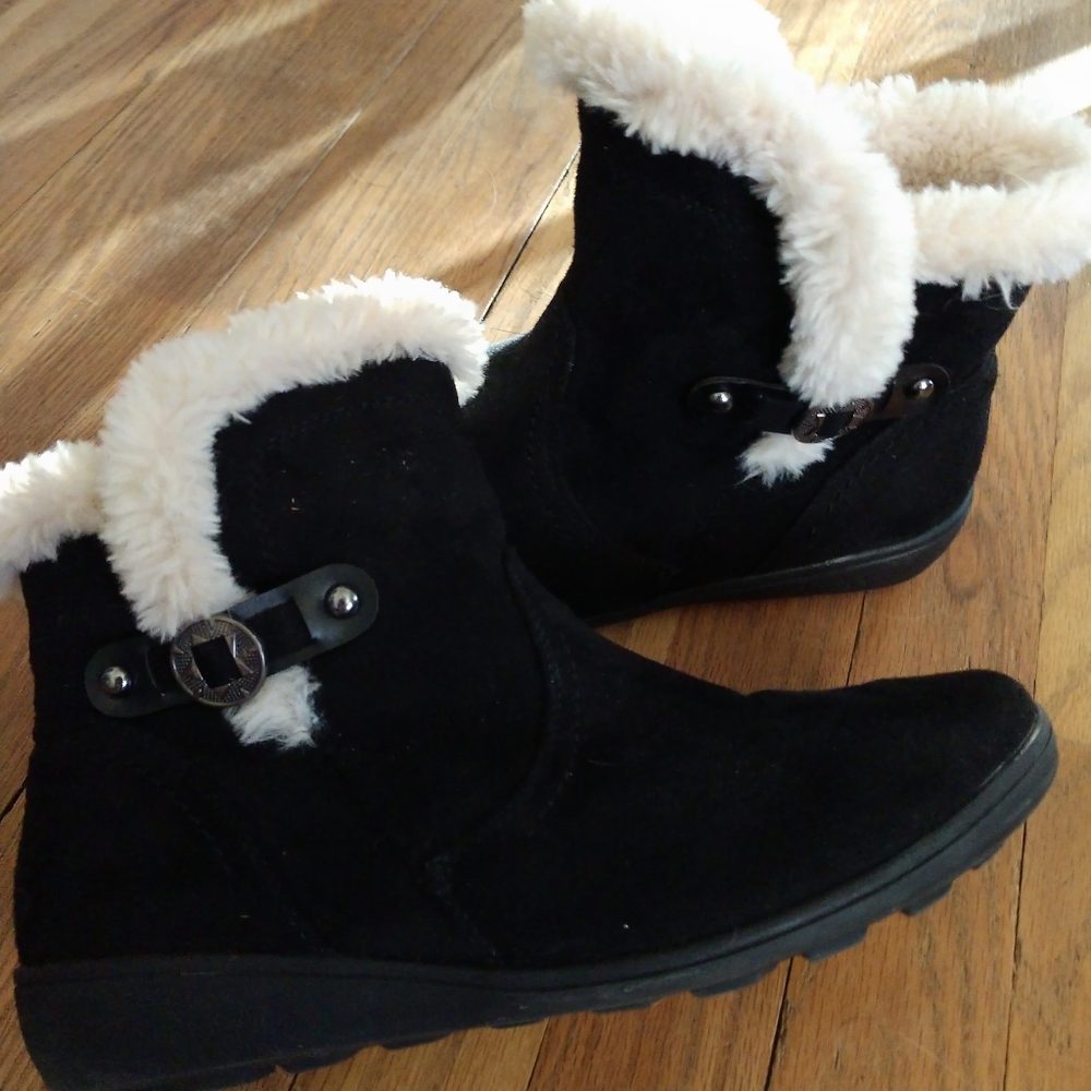 Ladies winter booties